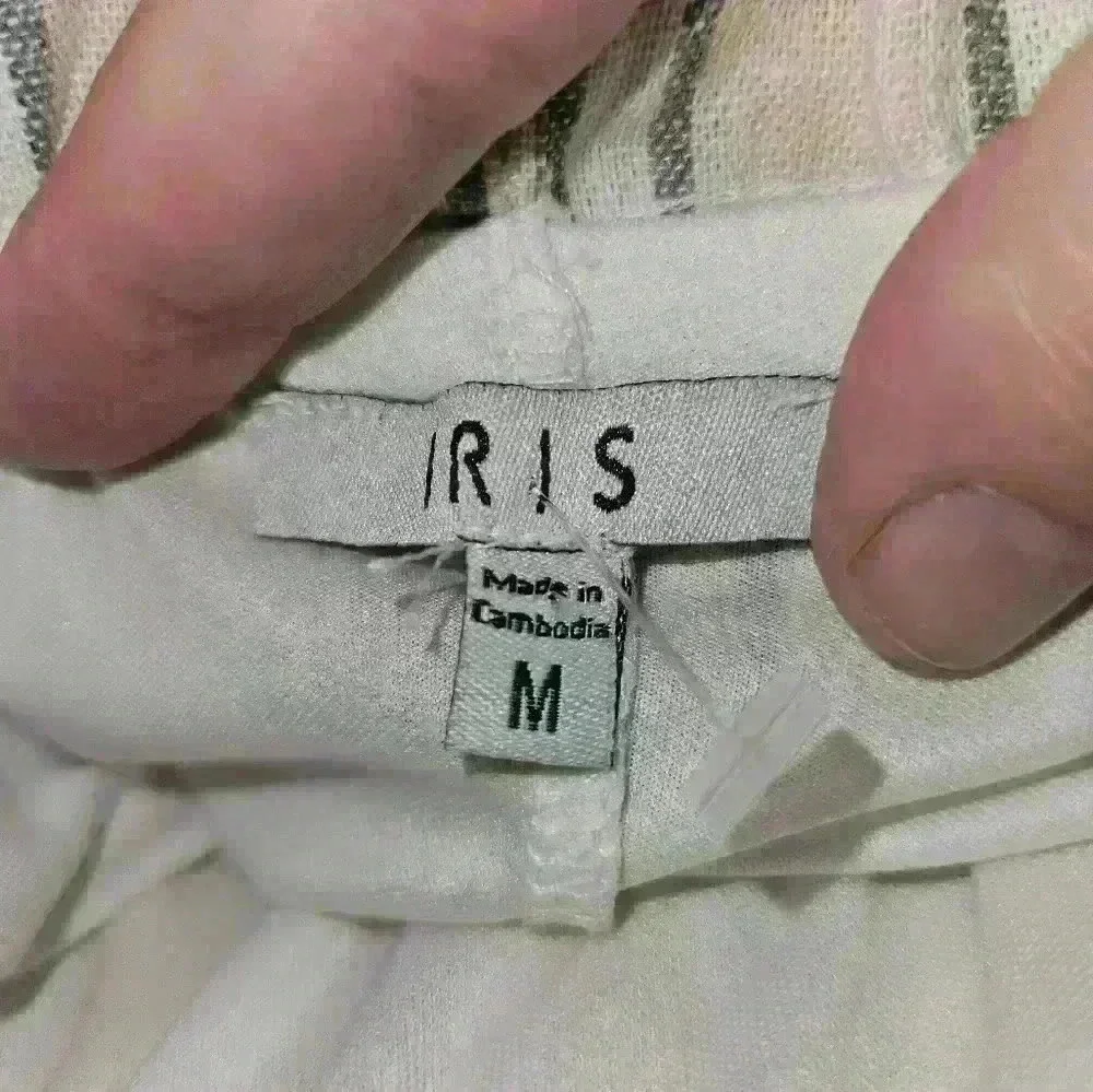 Iris Womans Top Size M - Picture 7 of 9